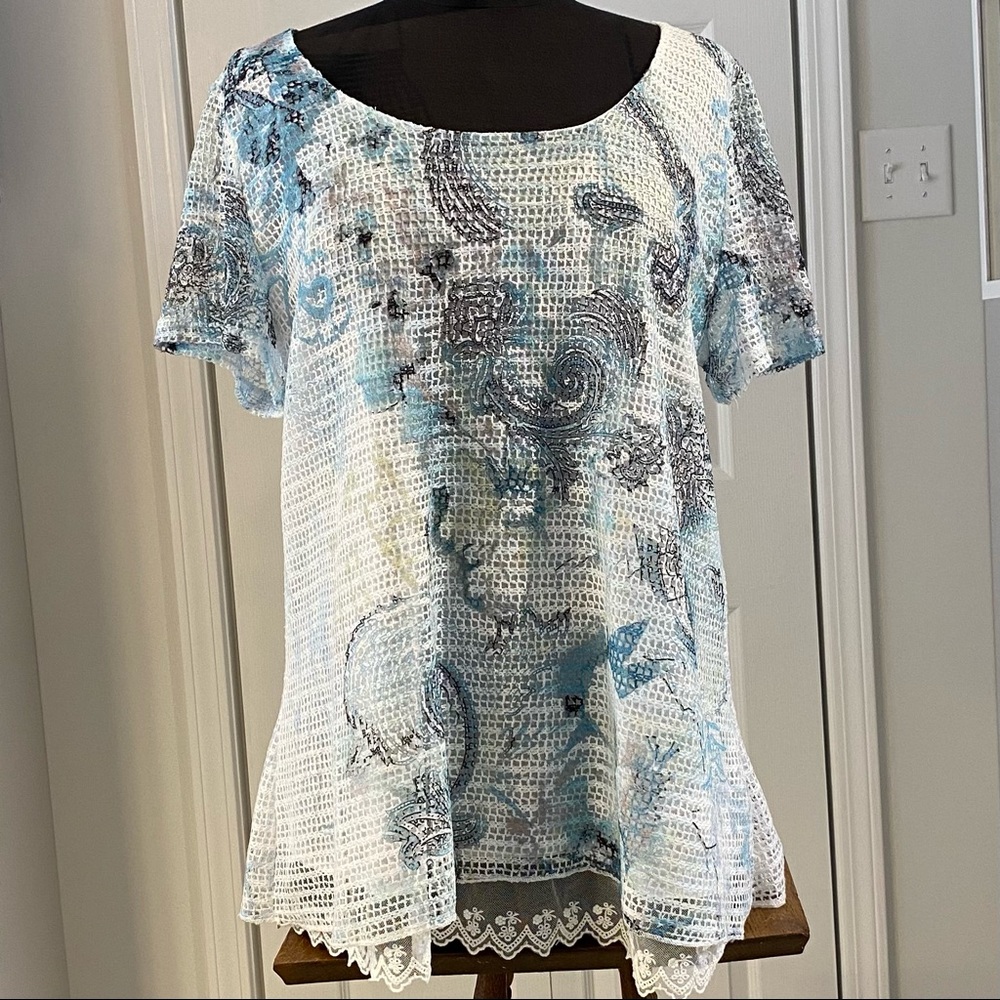 Beautiful Lined Polyester Mesh Top